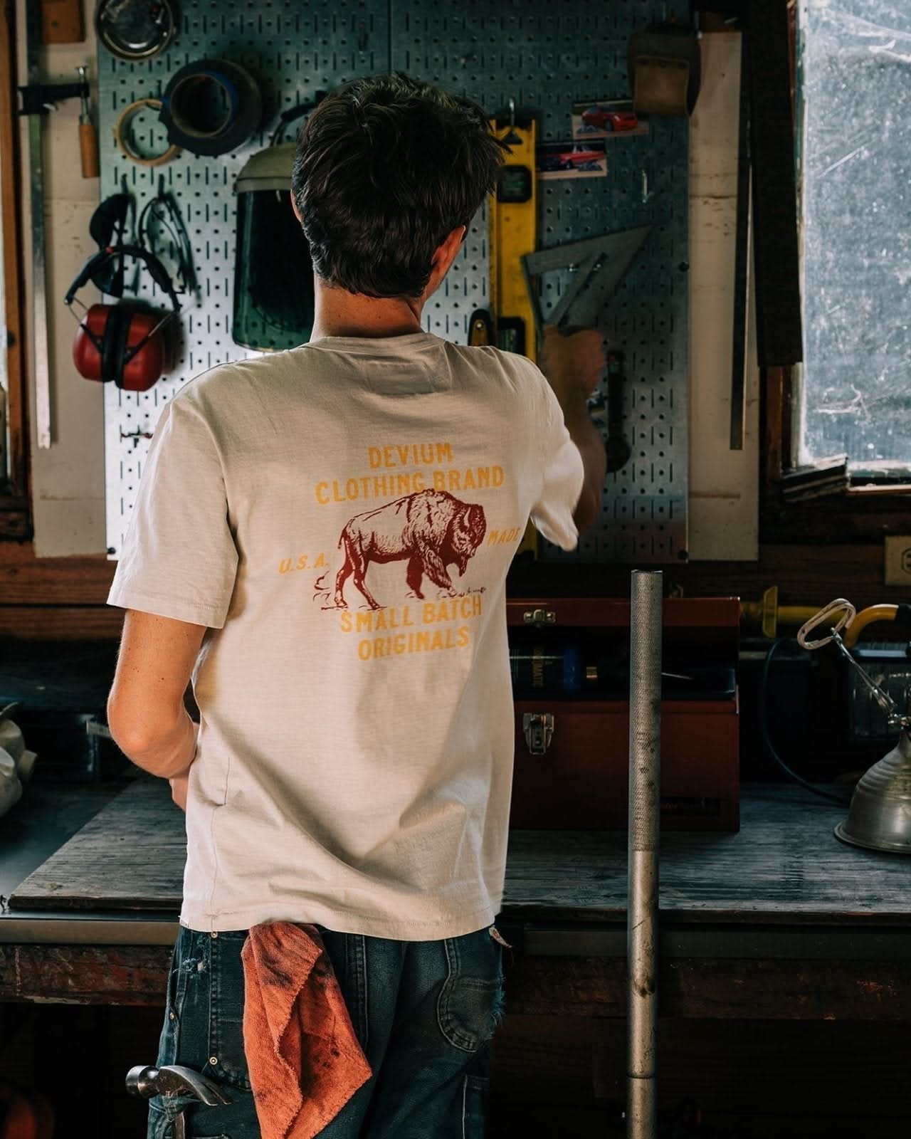 Roamin' Bison Sidewalk Tee